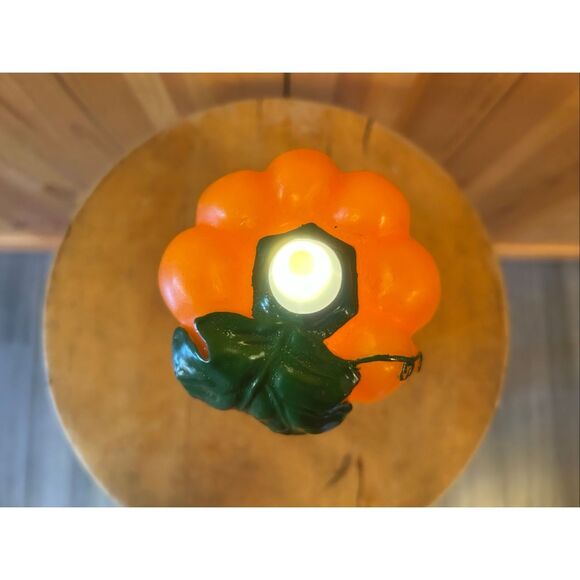 Sylvania 8" LED Halloween Pumpkin Candle Battery Operated (5538) - Picture 6 of 9